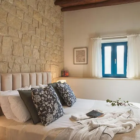 Peristerona- The Olive Cottage, Stone-built Heritage Hideaway Close To Polis And Paphos Country house